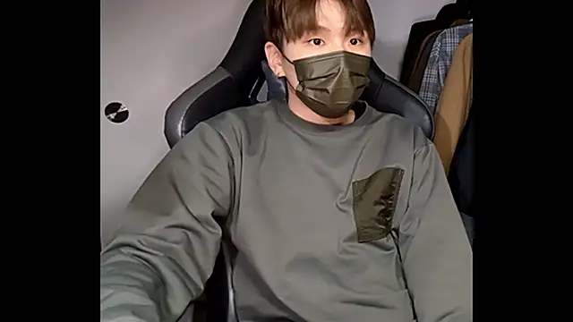 yuton 2525 online show from March 14, 2026, 9:04 am