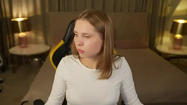 Tiana Princesss online show from October 15, 2025, 6:49 pm