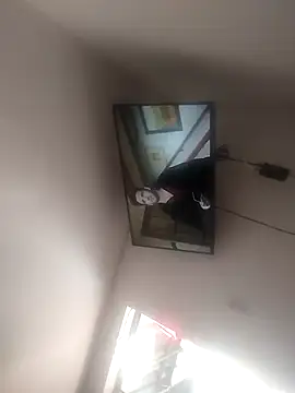 JestradaO98 online show from September 9, 2025, 4:05 pm