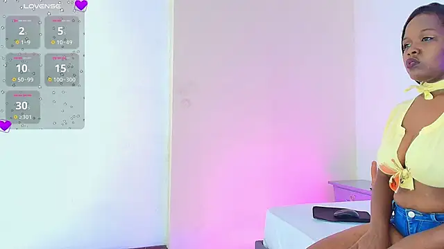 DARELYN REED  online show from October 30, 2025, 7:55 pm