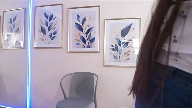 Snapshot of TiffanyStorms_LS chatting on September 26, 2025, 12:45 pm TiffanyStorms LS online show from September 26, 2025, 12:45 pm