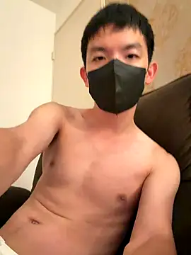 kaikai1335 online show from October 28, 2025, 3:33 pm