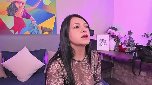 Snapshot of Viioleetta_ chatting on October 7, 2025, 1:12 pm Viioleetta online show from October 7, 2025, 1:12 pm