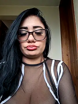 Monse--145 online show from December 16, 2025, 7:29 pm