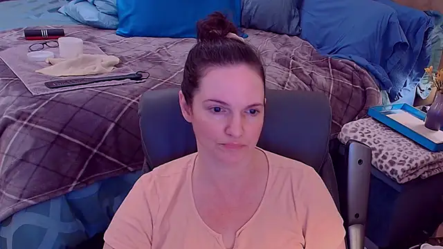 ninajaymes online show from October 13, 2025, 12:23 am