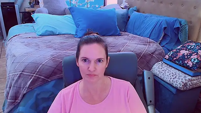 Snapshot of ninajaymes chatting on February 6, 2026, 1:51 pm ninajaymes online show from February 6, 2026, 1:51 pm