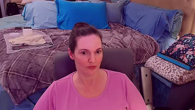 ninajaymes online show from December 5, 2025, 3:27 am