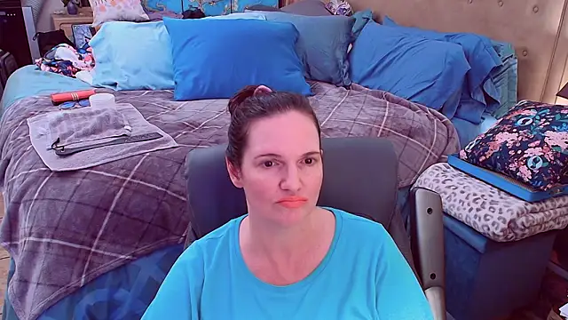 Snapshot of ninajaymes chatting on February 1, 2026, 5:06 am ninajaymes online show from February 1, 2026, 5:06 am