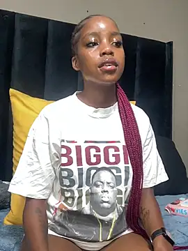 Snapshot of Littlebunny33 chatting on March 25, 2026, 6:40 pm Littlebunny33 online show from March 25, 2026, 6:40 pm