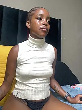 Snapshot of Littlebunny33 chatting on March 24, 2026, 7:58 pm Littlebunny33 online show from March 24, 2026, 7:58 pm