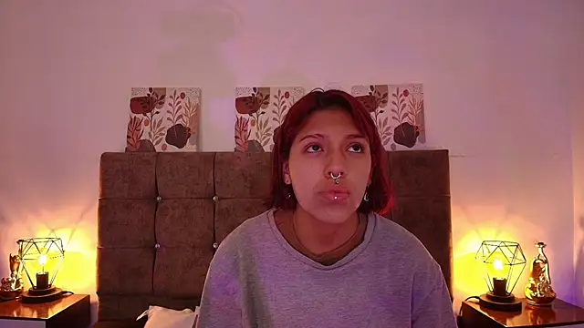 Dulce Bella  online show from September 30, 2025, 12:55 pm