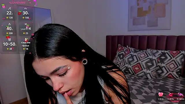 AvaScott  online show from November 12, 2025, 5:28 pm