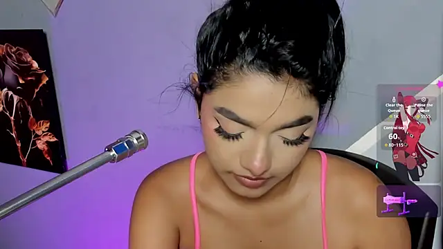 Snapshot of lau-hot chatting on November 17, 2025, 6:56 pm lau-hot online show from November 17, 2025, 6:56 pm