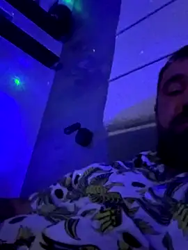 KstnSrg19 online show from September 18, 2025, 10:57 pm