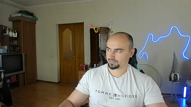 Gri SH online show from April 15, 2026, 10:10 am