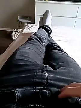 NiceBadgera online show from April 10, 2026, 9:49 am