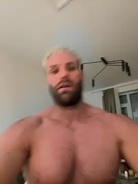 Snapshot of TheKevinboy chatting on April 11, 2026, 11:41 pm TheKevinboy online show from April 11, 2026, 11:41 pm