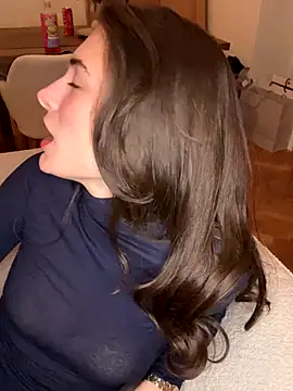 SophiiaStarr online show from November 26, 2025, 7:58 pm