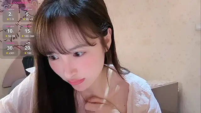 xiaoyun 666 online show from October 12, 2025, 5:36 pm