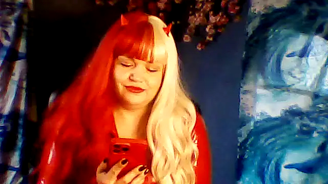 Nayvessa online show from November 5, 2025, 7:00 am