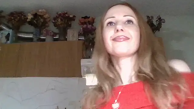 Tiluu1 online show from February 8, 2026, 8:50 pm