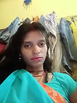 Snapshot of Punam_jindal chatting on June 24, 2026, 8:35 am Punam jindal online show from June 24, 2026, 8:35 am