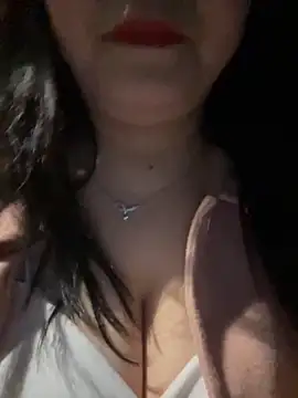 smgirls online show from November 5, 2025, 12:30 pm