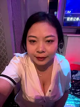 Snapshot of smgirls chatting on October 2, 2025, 3:26 pm smgirls online show from October 2, 2025, 3:26 pm