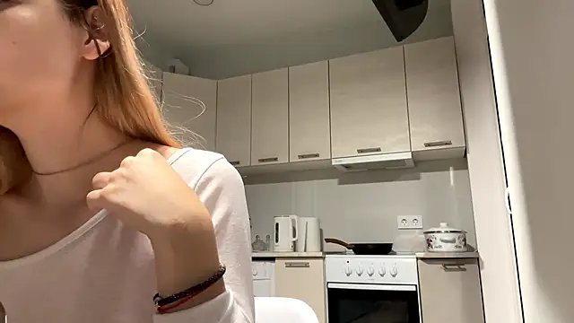 Snapshot of Denni_Spilber chatting on October 14, 2025, 3:23 pm Denni Spilber online show from October 14, 2025, 3:23 pm