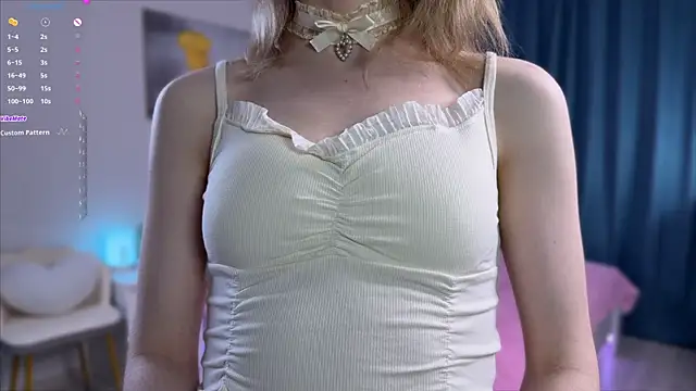 EllieDul online show from May 25, 2026, 6:28 pm