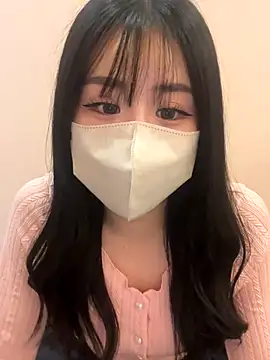 Snapshot of Ema-- chatting on October 7, 2025, 10:38 am Ema-- online show from October 7, 2025, 10:38 am