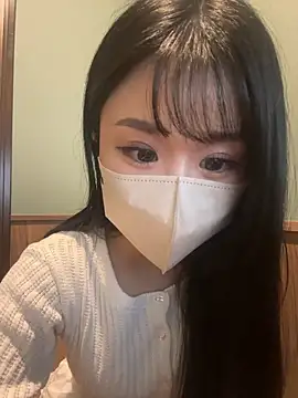 Snapshot of Ema-- chatting on September 30, 2025, 10:21 am Ema-- online show from September 30, 2025, 10:21 am