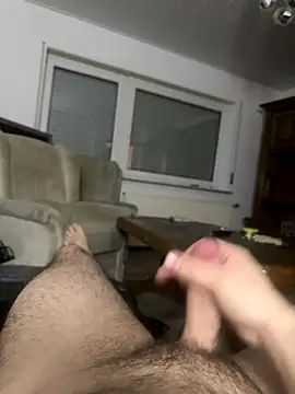 flamur albania online show from December 5, 2025, 5:28 am