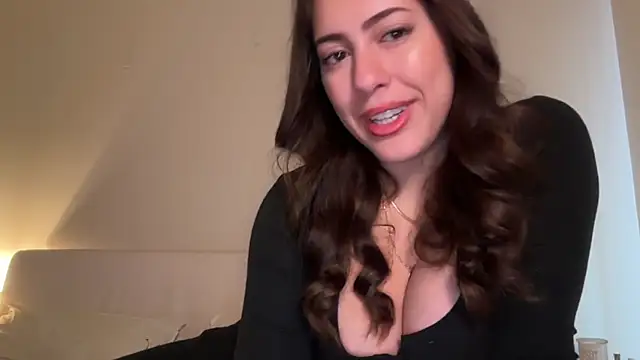 sieeena online show from April 15, 2026, 9:59 pm