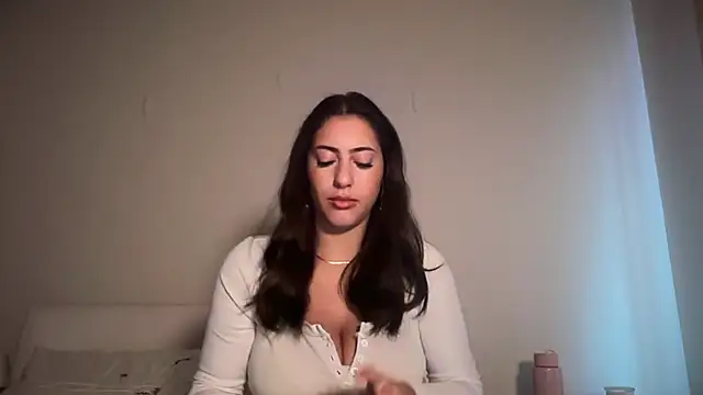 Snapshot of sieeena chatting on February 1, 2026, 9:13 pm sieeena online show from February 1, 2026, 9:13 pm