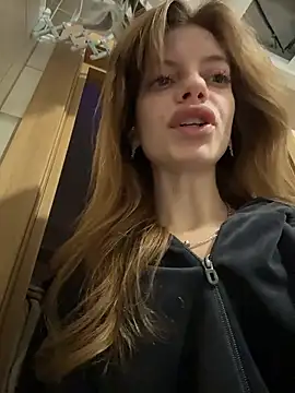 mari  papi online show from January 7, 2026, 4:23 pm