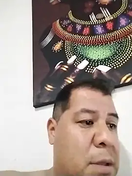 Snapshot of latinblack16 chatting on October 24, 2025, 3:27 am latinblack16 online show from October 24, 2025, 3:27 am