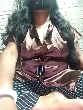 Snapshot of UnhappyMisu chatting on October 29, 2025, 6:51 pm UnhappyMisu online show from October 29, 2025, 6:51 pm