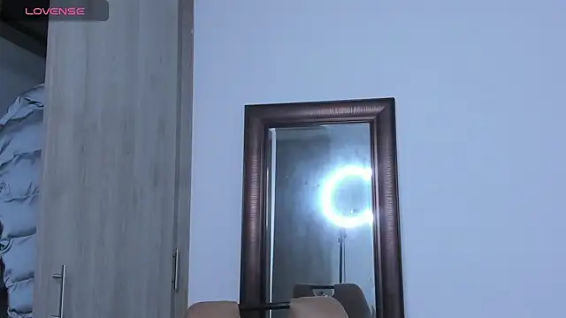 KingLevi01 online show from October 11, 2025, 9:05 pm