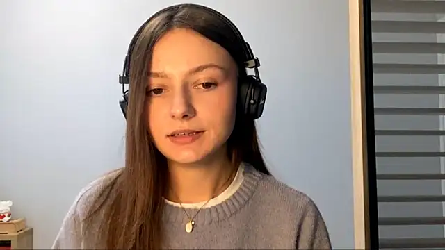 Snapshot of SoulHiperAgne_ chatting on September 28, 2025, 3:19 pm SoulHiperAgne online show from September 28, 2025, 3:19 pm