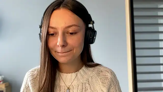 Snapshot of SoulHiperAgne_ chatting on September 30, 2025, 12:22 pm SoulHiperAgne online show from September 30, 2025, 12:22 pm
