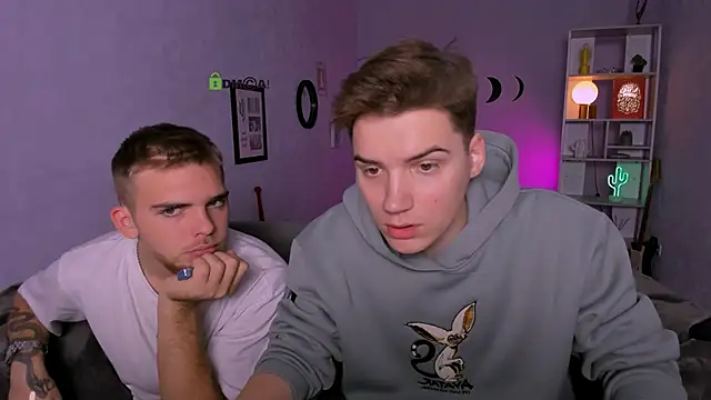 Snapshot of danny_cool chatting on October 15, 2025, 7:11 pm danny cool online show from October 15, 2025, 7:11 pm