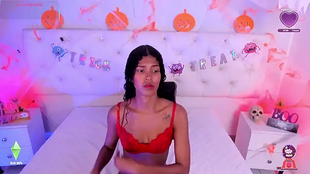 Snapshot of Ambeer_fox_ chatting on October 29, 2025, 8:52 pm Ambeer fox online show from October 29, 2025, 8:52 pm