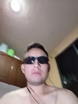 aczinovelez342 online show from October 29, 2025, 7:07 am