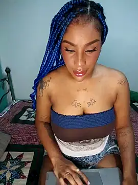 Snapshot of Queen_Amara chatting on March 26, 2026, 4:11 am Queen Amara online show from March 26, 2026, 4:11 am