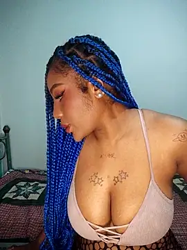 Snapshot of Queen_Amara chatting on March 23, 2026, 4:12 am Queen Amara online show from March 23, 2026, 4:12 am