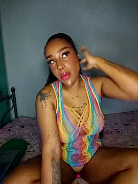 Snapshot of Queen_Amara chatting on March 6, 2026, 3:56 am Queen Amara online show from March 6, 2026, 3:56 am