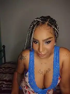 Snapshot of Queen_Amara chatting on June 15, 2026, 4:34 am Queen Amara online show from June 15, 2026, 4:34 am