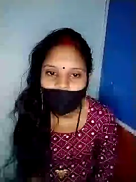 Komal-Rajput online show from October 7, 2025, 8:43 pm