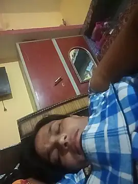 Snapshot of Hot-kal93 chatting on November 7, 2025, 10:13 pm Hot-kal93 online show from November 7, 2025, 10:13 pm